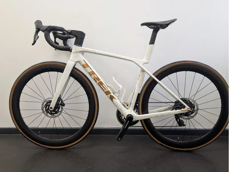 EX DEMO Trek Madone SLR 7 AXS Gen 8 Road Bike Size Small 2025 in Era White-6