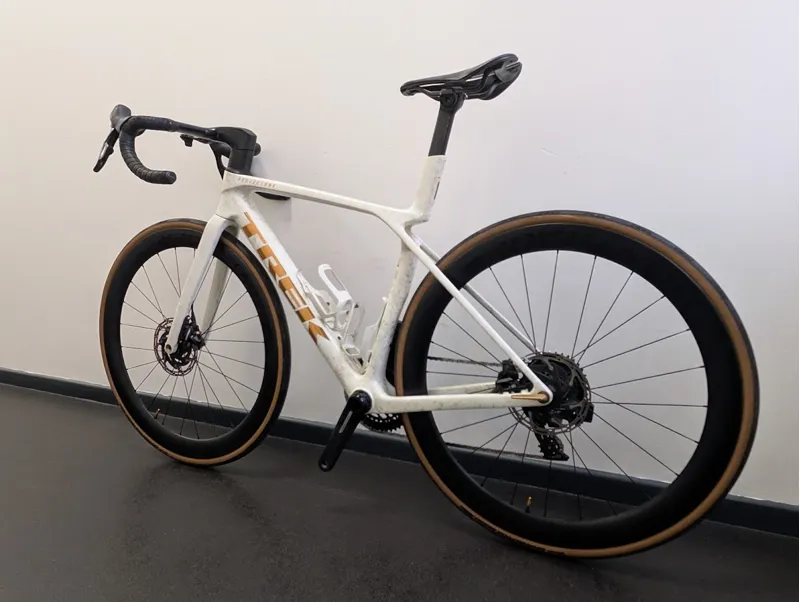 EX DEMO Trek Madone SLR 7 AXS Gen 8 Road Bike Size Small 2025 in Era White-7