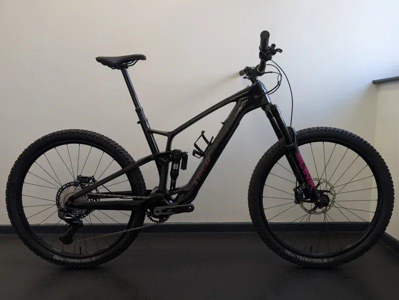 Ex Demo Trek Fuel EXe 9.9 Electric Full Suspension Mountain Bike X-Large 2025 in Smoke