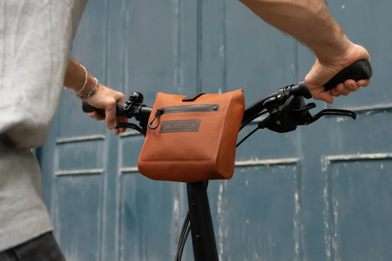 Brompton Waterproof Pouch in Copper-5