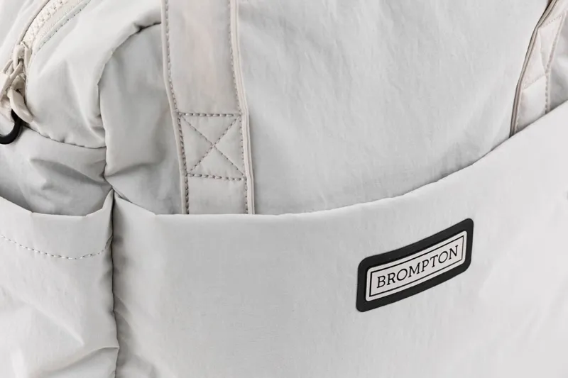 Brompton Tote Bag S + Frame in Ivory-6