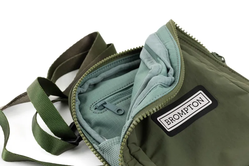 Brompton Zip Pouch in Olive Green-5