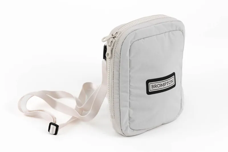 Brompton Zip Pouch in Ivory-2