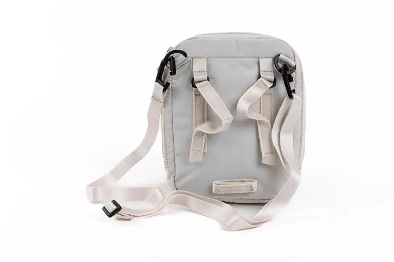 Brompton Zip Pouch in Ivory-3