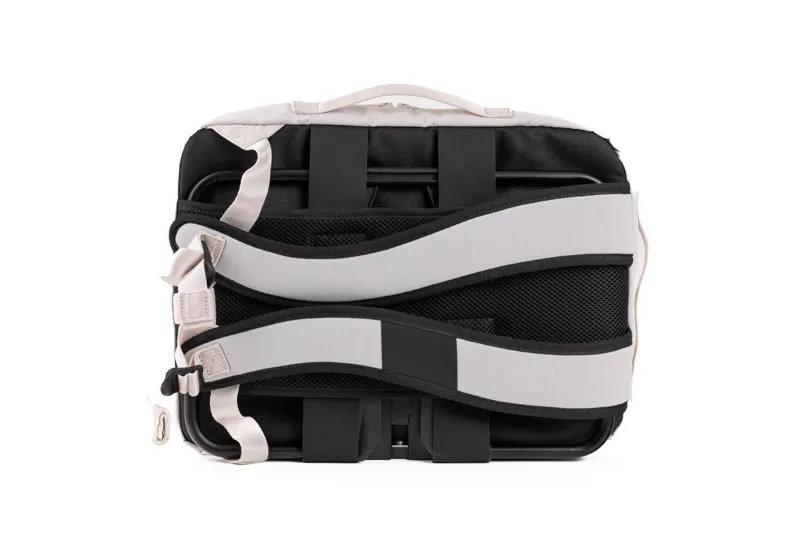 Brompton Backpack M + Frame in Ivory-8
