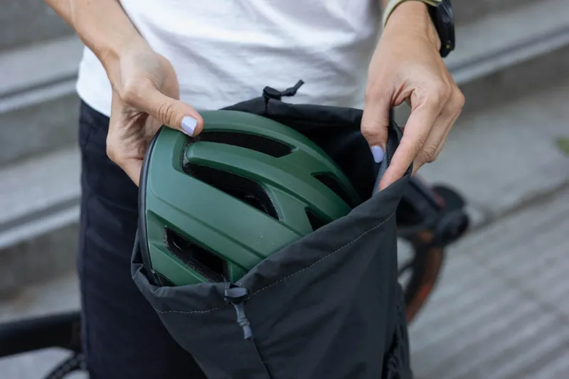 Brompton Musette Bag in Anthracite-2