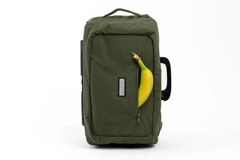 Brompton Electric Backpack M + Frame in Olive Green-7