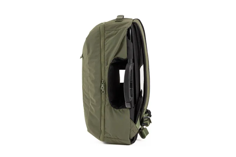 Brompton Electric Backpack M + Frame in Olive Green-8