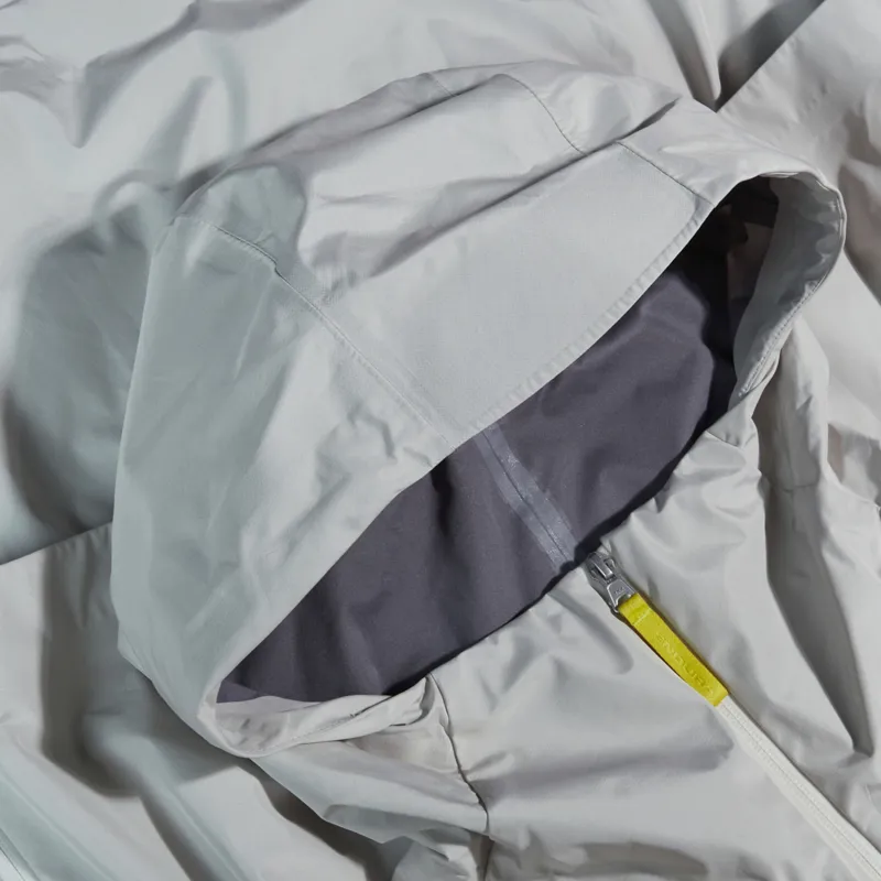 Endura Corner Jacket in French Oak-4