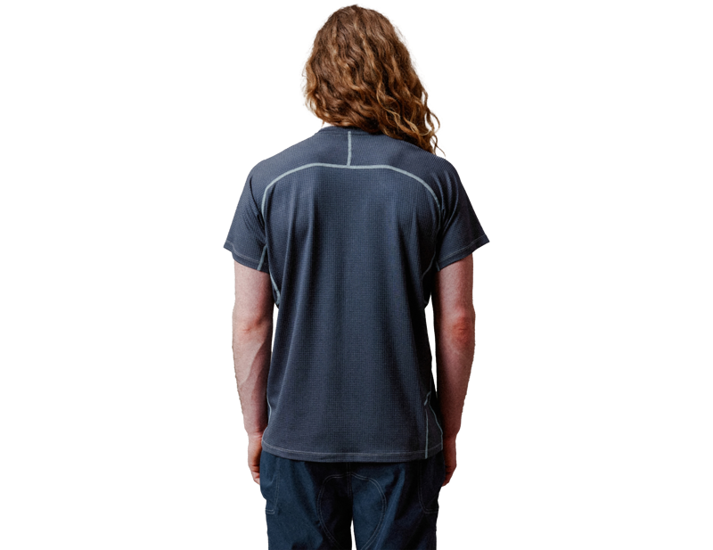 Endura Short Sleeve Corner Shirt  in Ombre Blue-3