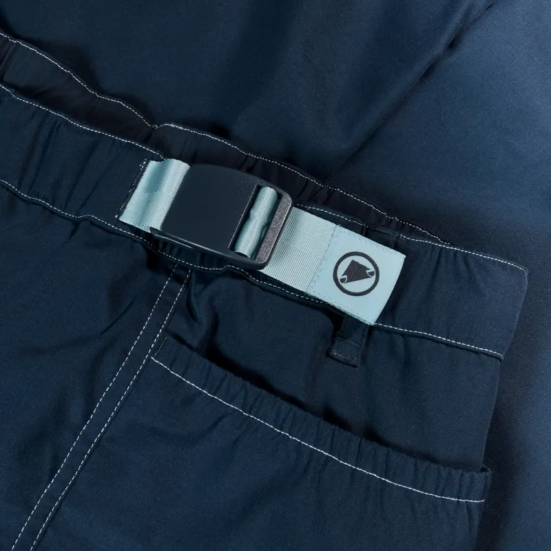 Endura Corner Trousers in Blueberry-5