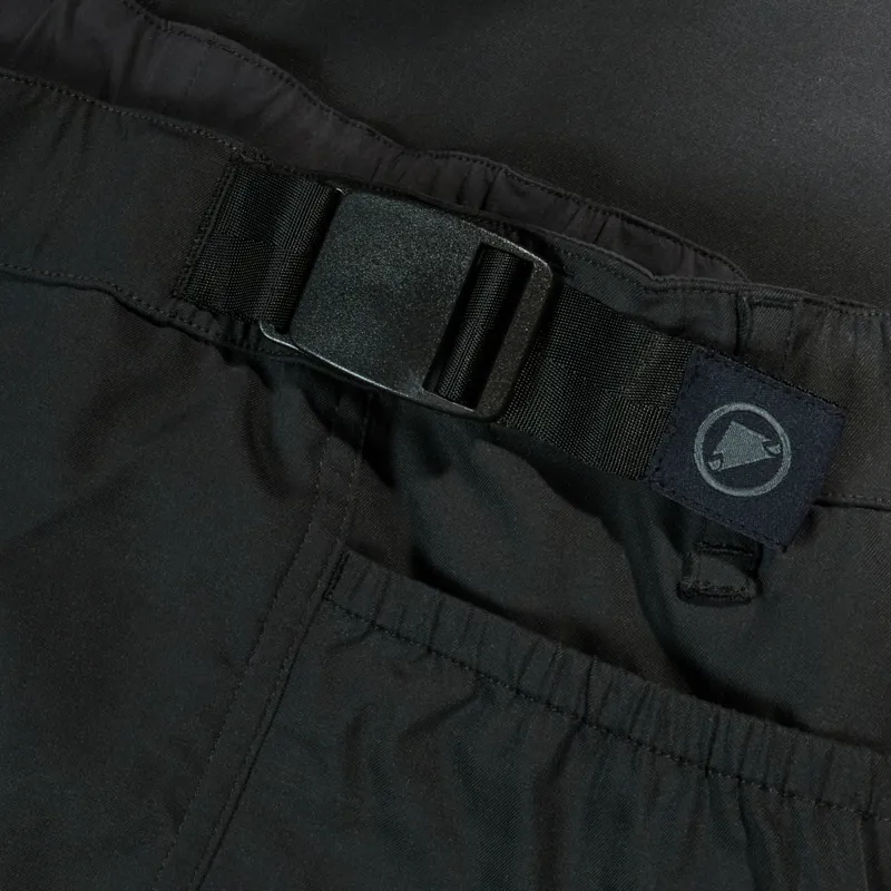 Endura Corner Trousers in Black-3