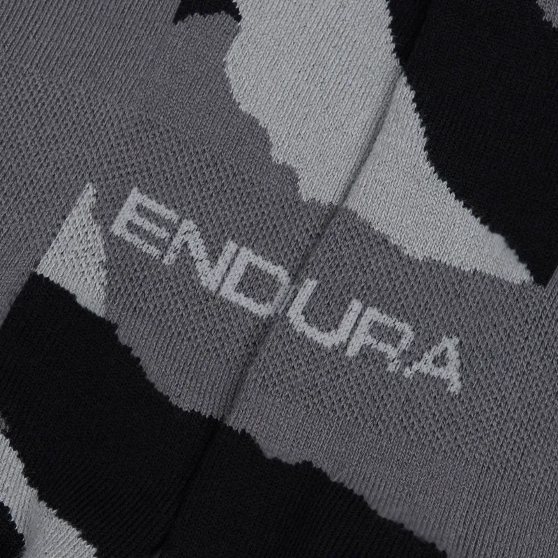 Endura Peak Sock in Black-2