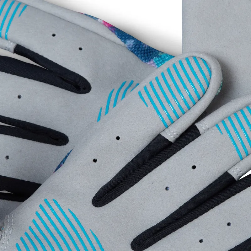 Endura Hummvee Lite Icon Full Finger Glove in Atlantic-3