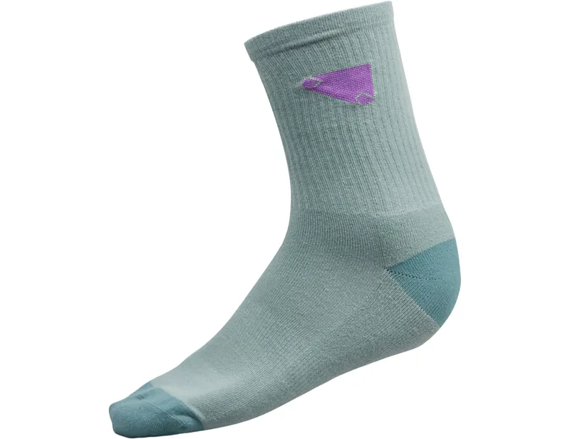 Endura Forty1Thirty Socks in Loch Green-2