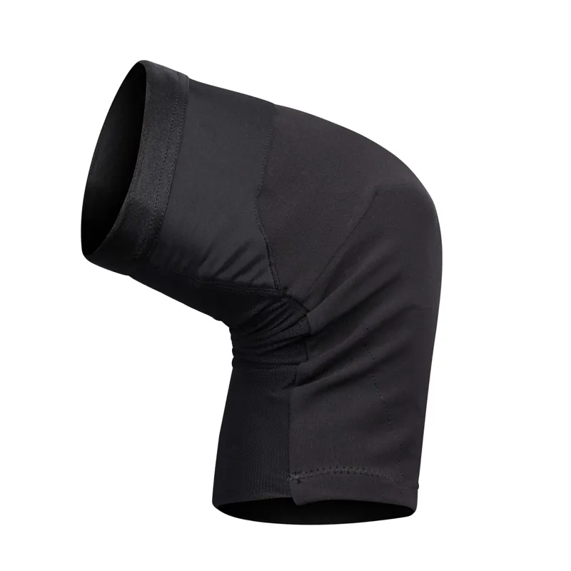Endura SingleTrack Lite Knee Pads in Black-1