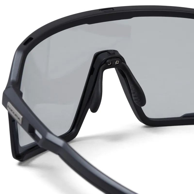 Endura Pro SL Glasses Set Photochromatic in Black/Black-4