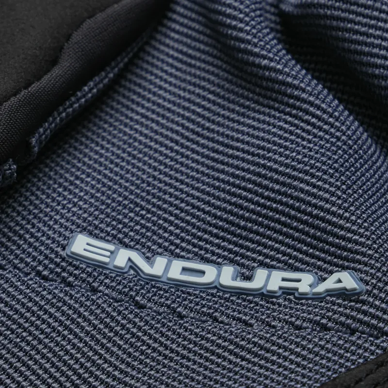 Endura Hummvee Gel Glove in Carbon Grey-1