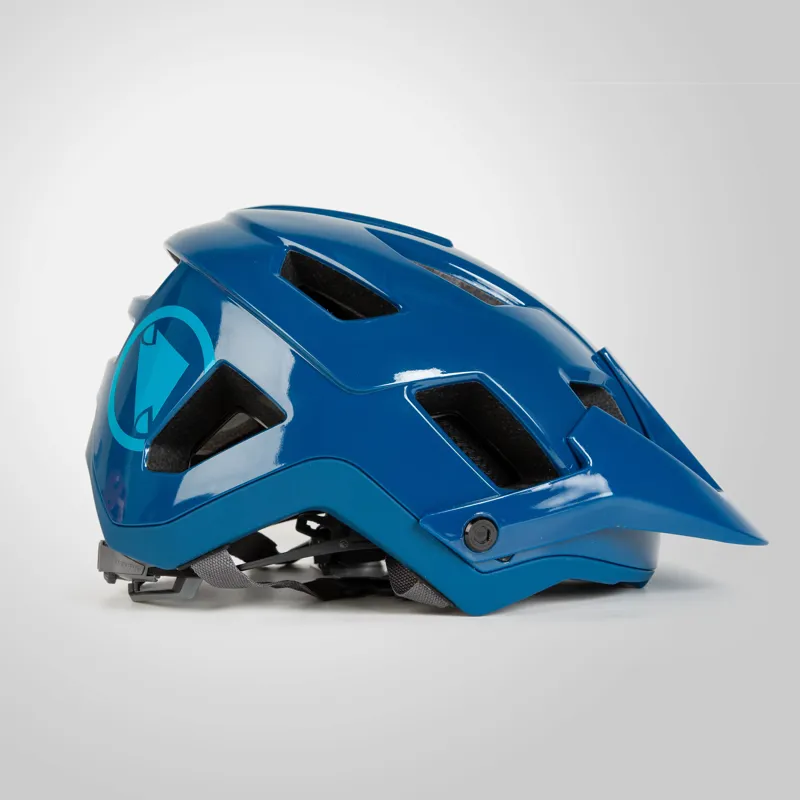 Endura Hummvee Plus MIPS Helmet in Blueberry-4