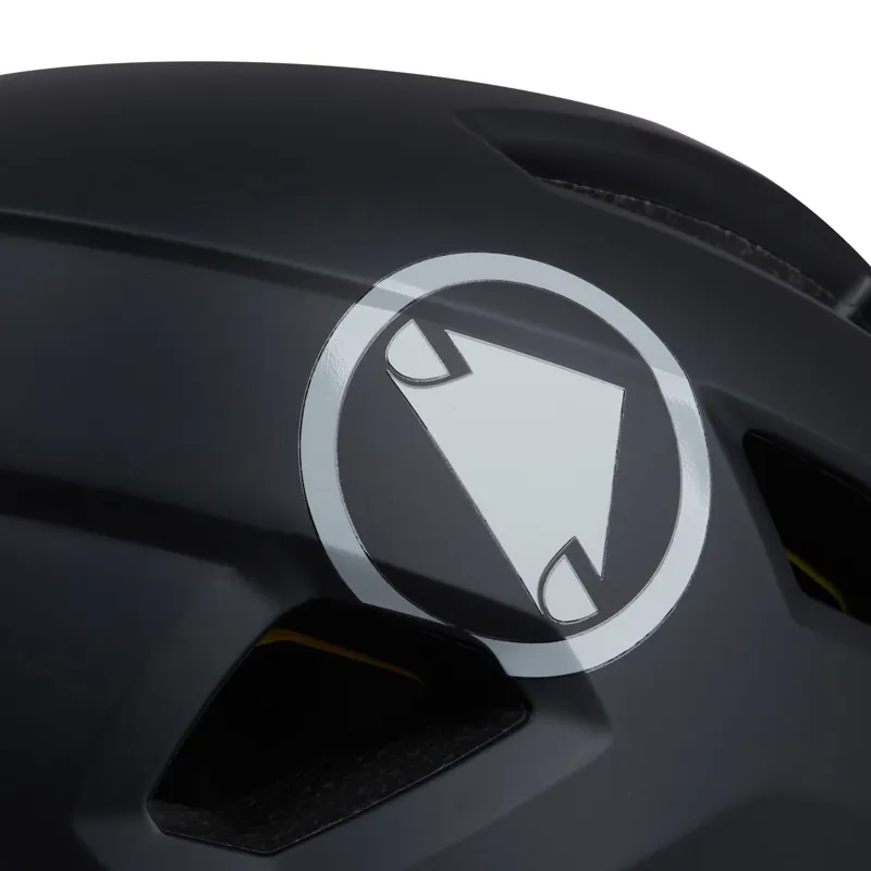 Endura Hummvee Helmet in Black-2