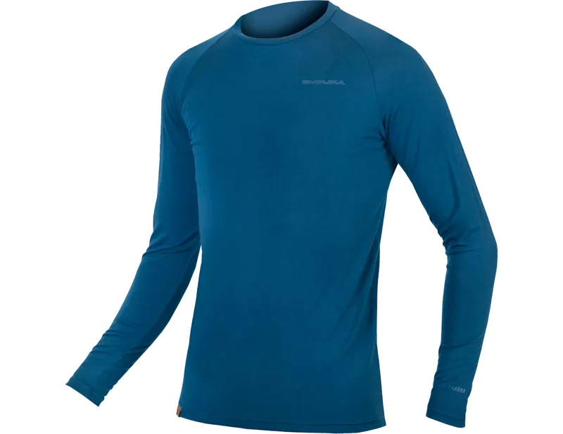 Endura BaaBaa Blend Long Sleeve Baselayer in Blueberry-2