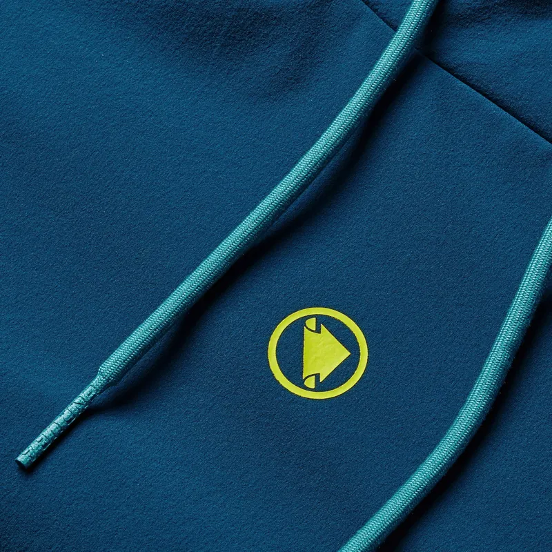 Endura Trailster Tech Hoodie in Barra Blue-2