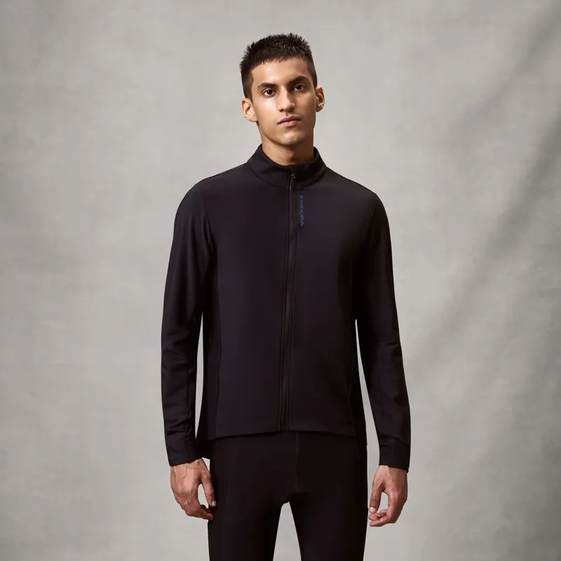 Endura Loop Ride L/S Jersey in Black-10