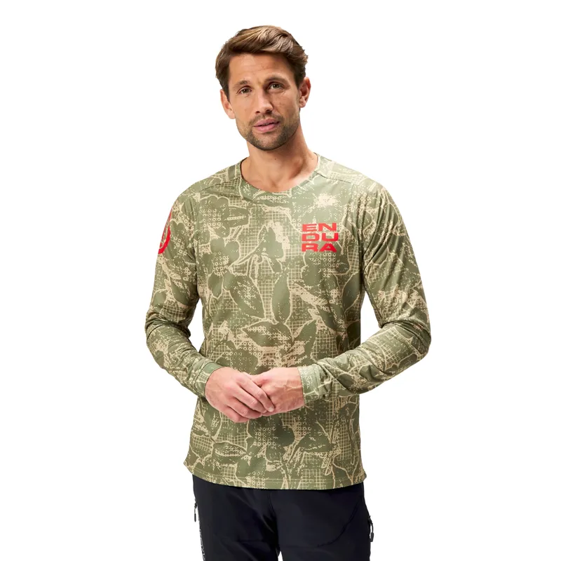 Endura Grid Floral LTD Printed Long Sleeve Tee in Tweed Green-2