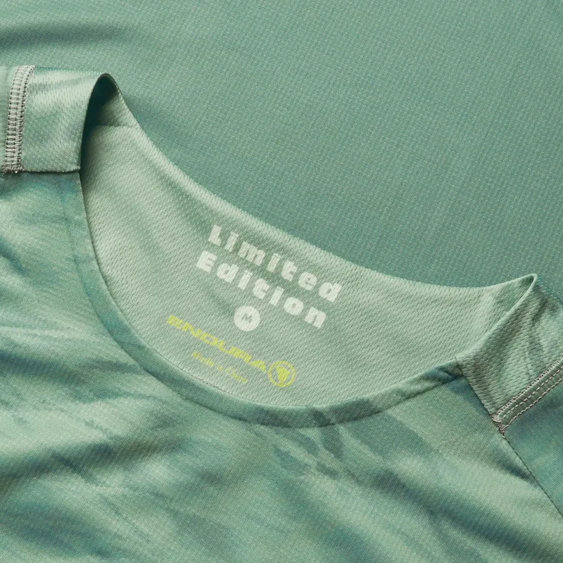 Endura Marble LTD Printed Short Sleeve Tee in Green-4