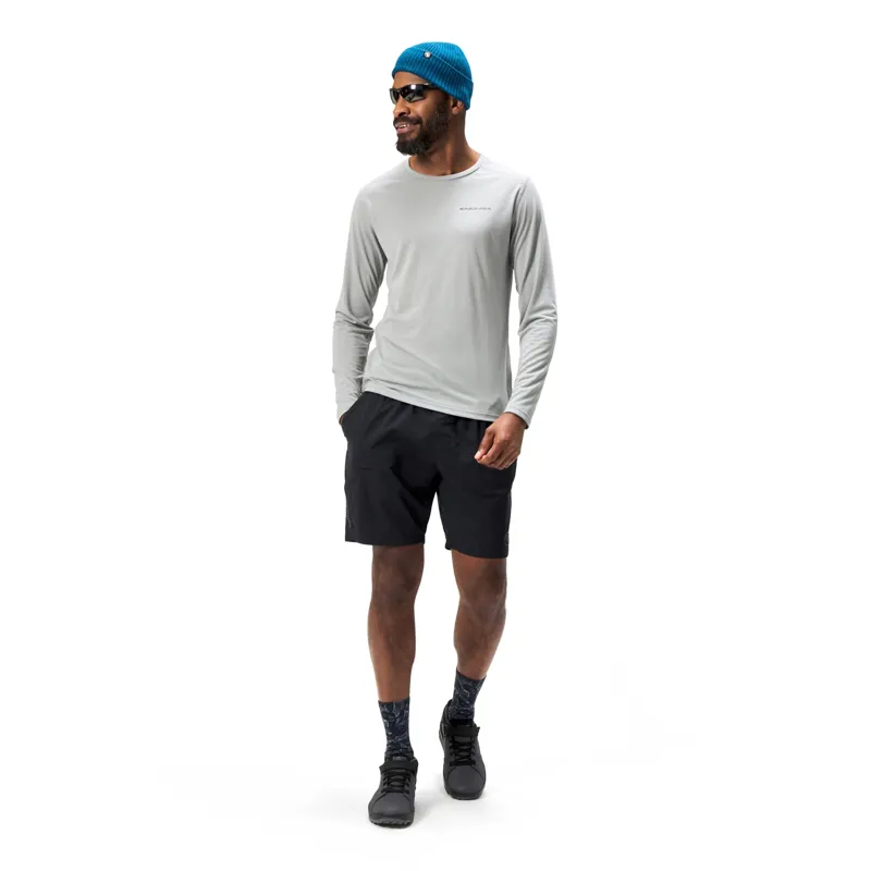 Endura Loop Long Sleeve Tech Tee in Dreich Grey-4
