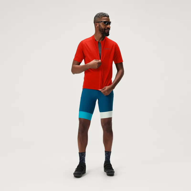 Endura Loop Short Sleeve Zipped Jersey in Flame Red-2