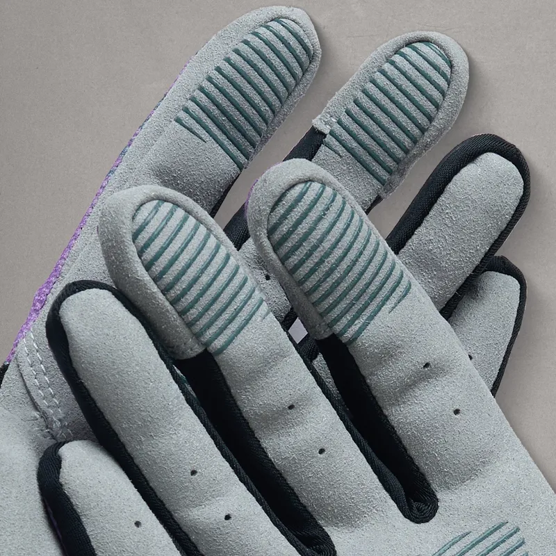 Endura Women's Hummvee Lite Icon Gloves in Purple-2