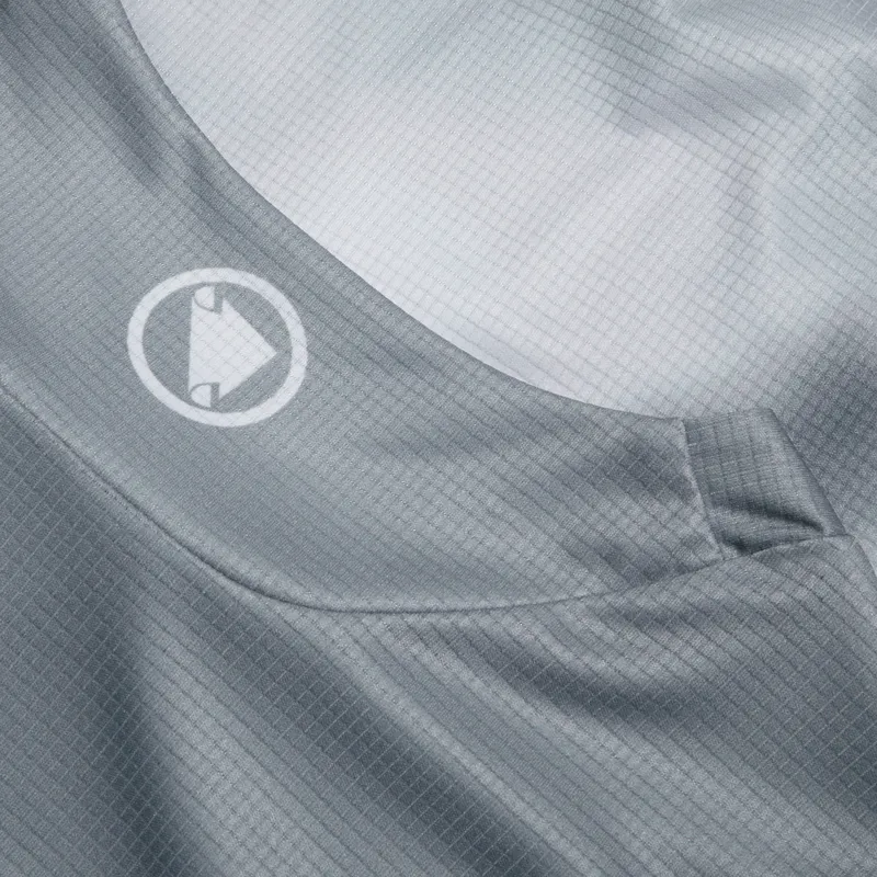 Endura Kids SingleTrack Core Tee in Dreich Grey-4