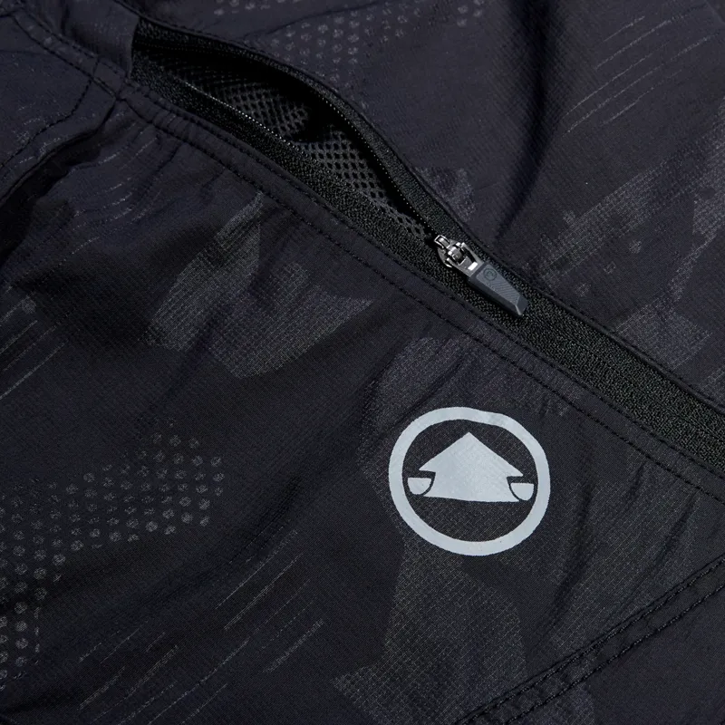 Endura Hummvee Short with Liner in Black Camo-4