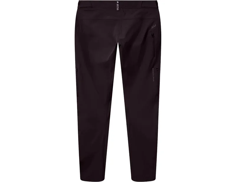 Endura Alltrack Rout Pants in Black-1