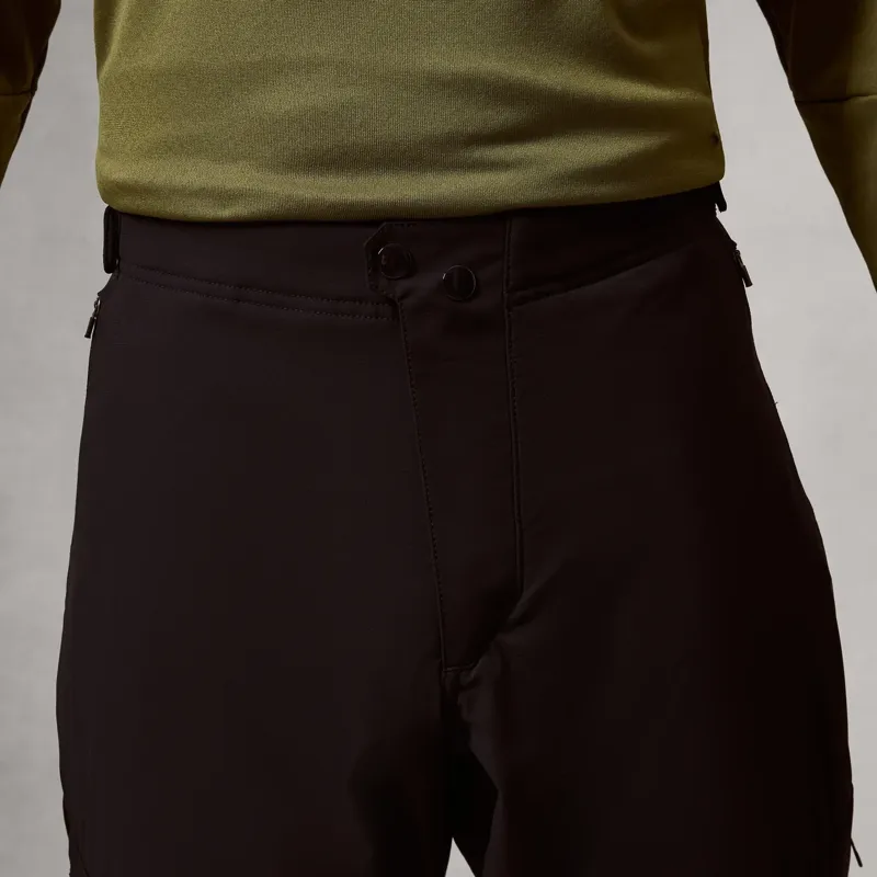 Endura Alltrack Rout Pants in Black-6