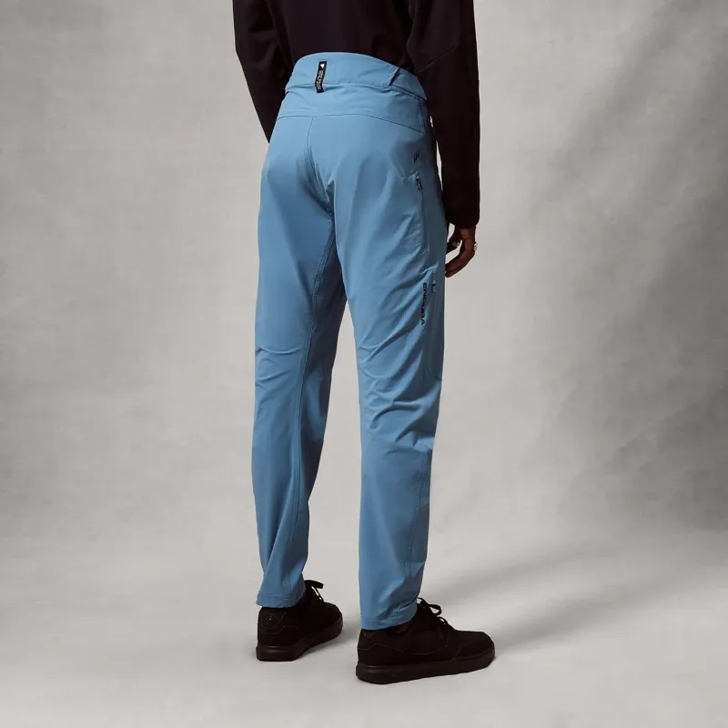 Endura Alltrack Rout Pants in Blue-4