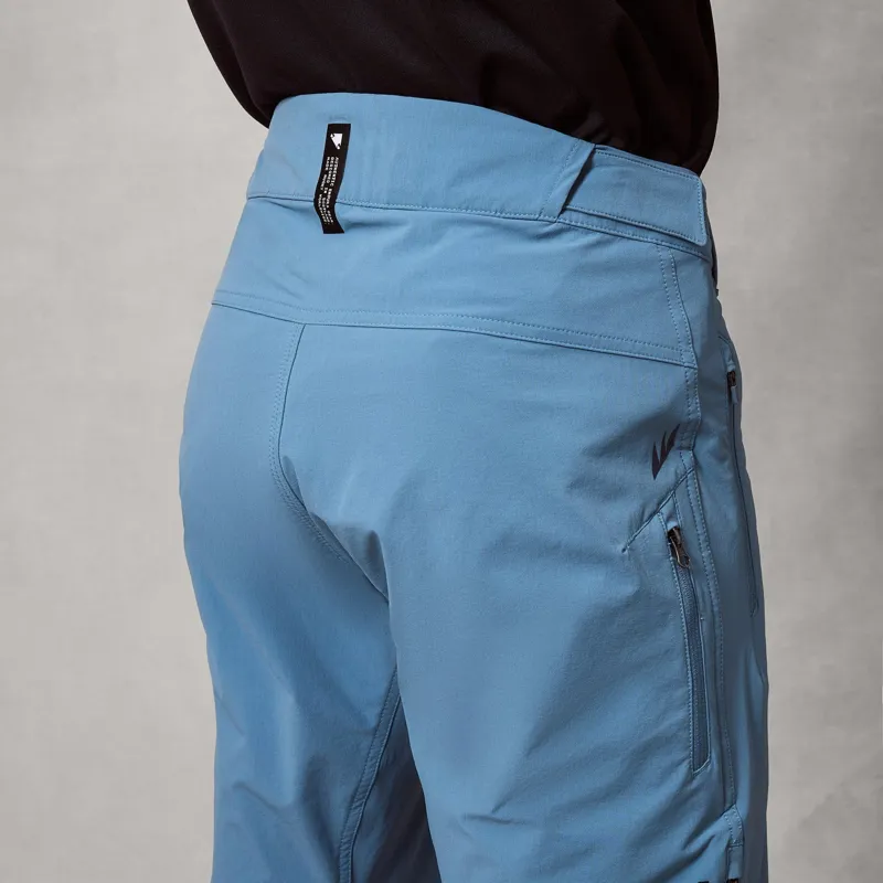 Endura Alltrack Rout Pants in Blue-6