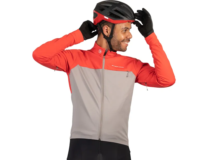Endura Windchill Jacket II in Pomegranate-2