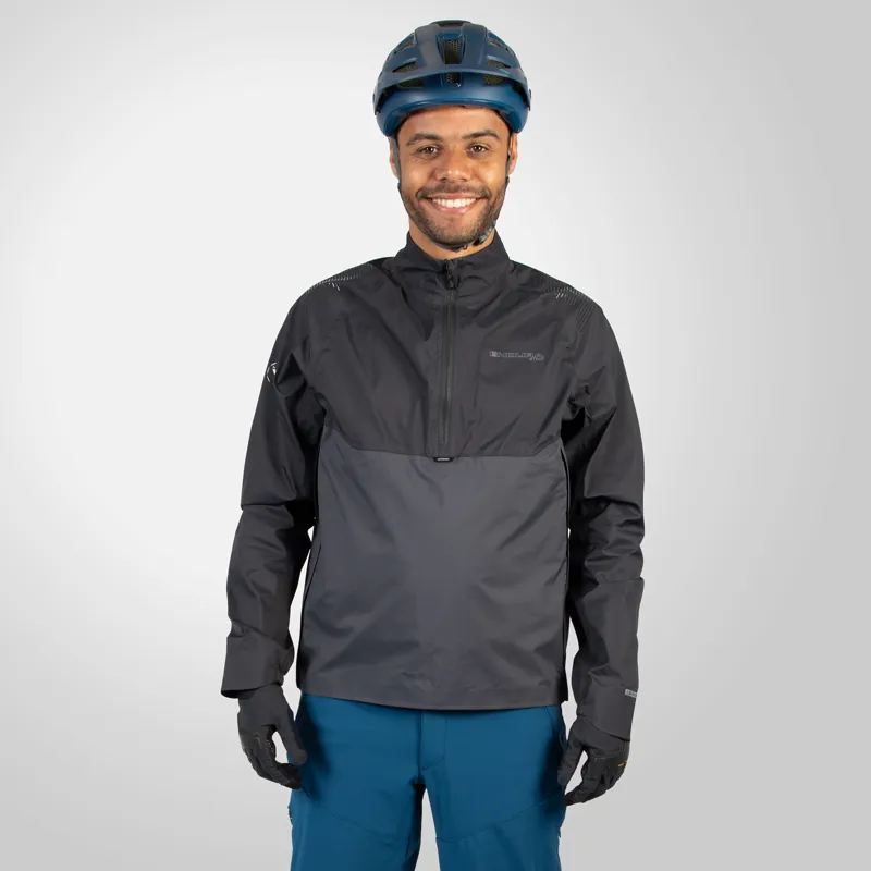Endura MT500 Lite Pullover Waterproof Jacket in Black-2