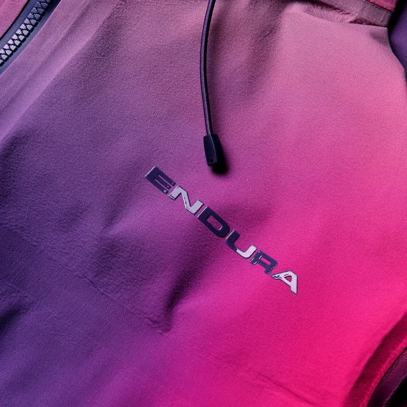 Endura Women's MT500 Waterproof Jacket in Bramble-2