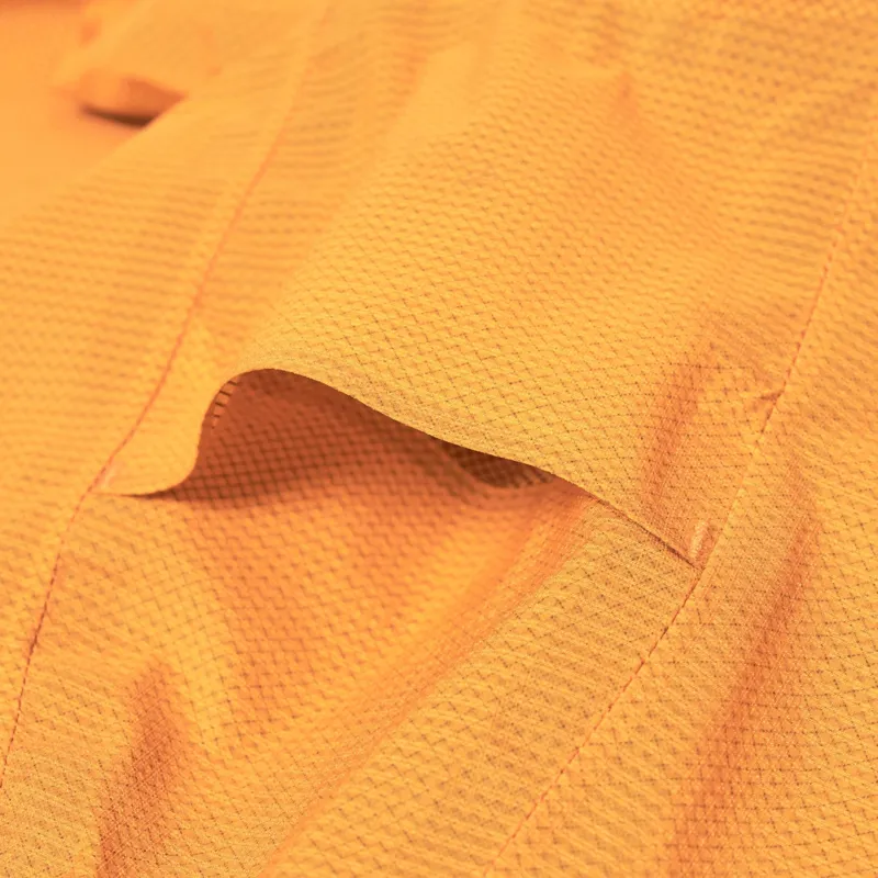 Endura WMS Alltrack Race Cape in Orange-4