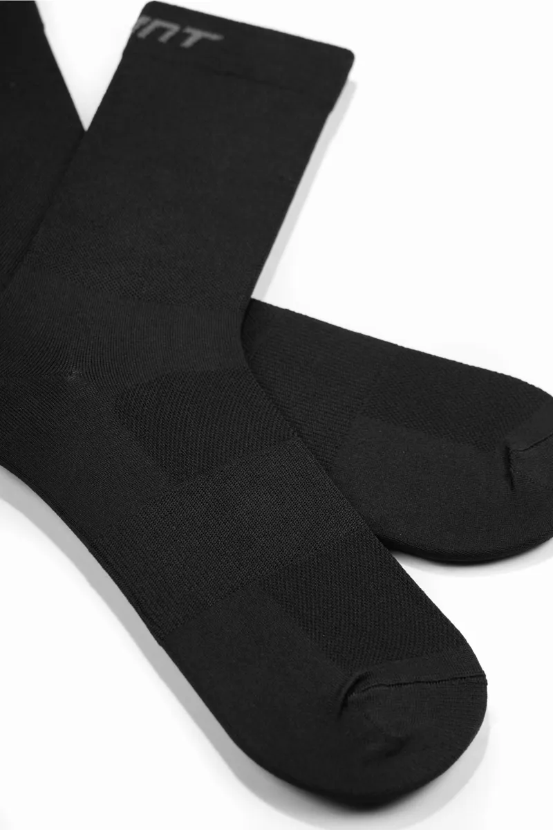 Giant Rival Socks Tall in Black-1