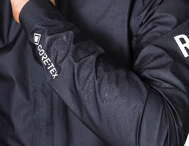 Rapha Pro Team Gore-Tex Lightweight Rain Jacket in Black Charcoal-5