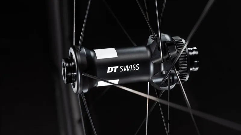 Roval Rapide CL II 700c Carbon Front Wheel-5