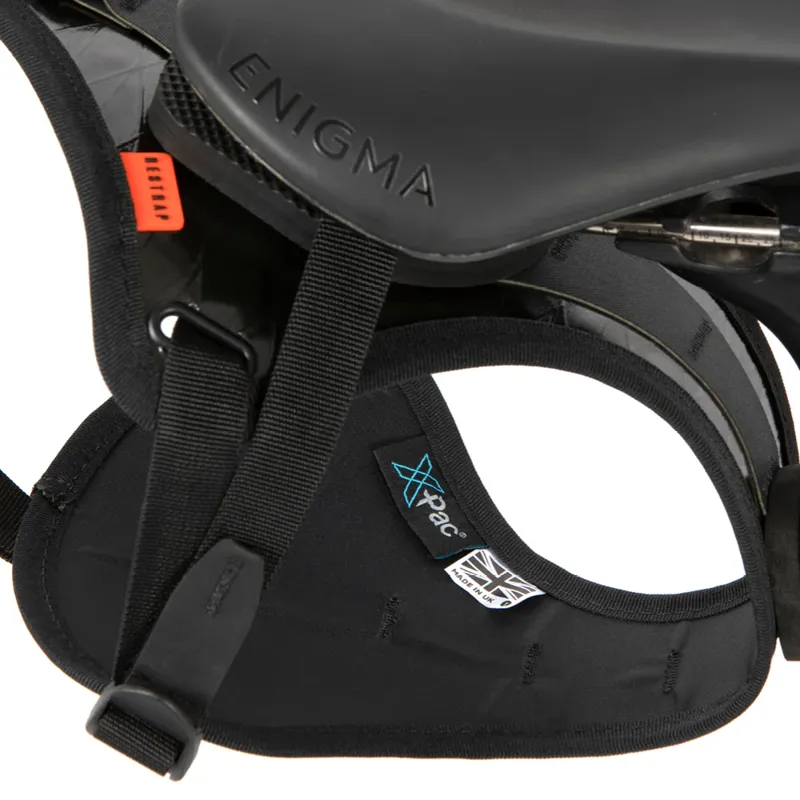 Restrap Race Saddle Bag 7L in Black-2