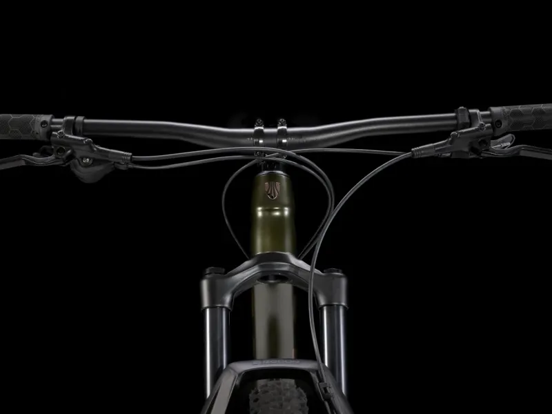 Trek Roscoe 7 Hardtail Mountain Bike 2025 in Satin Black Olive-6