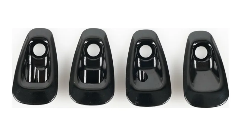 Specialized CBG HOOD SCOOP KIT ICR ENTRY COVERS KIT THRU-TYPE COVERS 5/4MM 4/4MM 4MM BLANK CB6-164 in Black