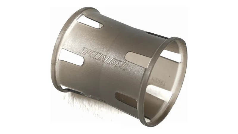 Specialized BBR SUB TARMAC SL6 BOTTOM-BRACKET BEARING CENTER SLEEVE PLASTIC in Black
