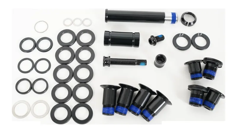 Specialized BLT KIT MY18-19 KENEVO FSR GEN.1 SUSPENSION PIVOT BOLT KIT W/ PIVOT SPACERS in Black
